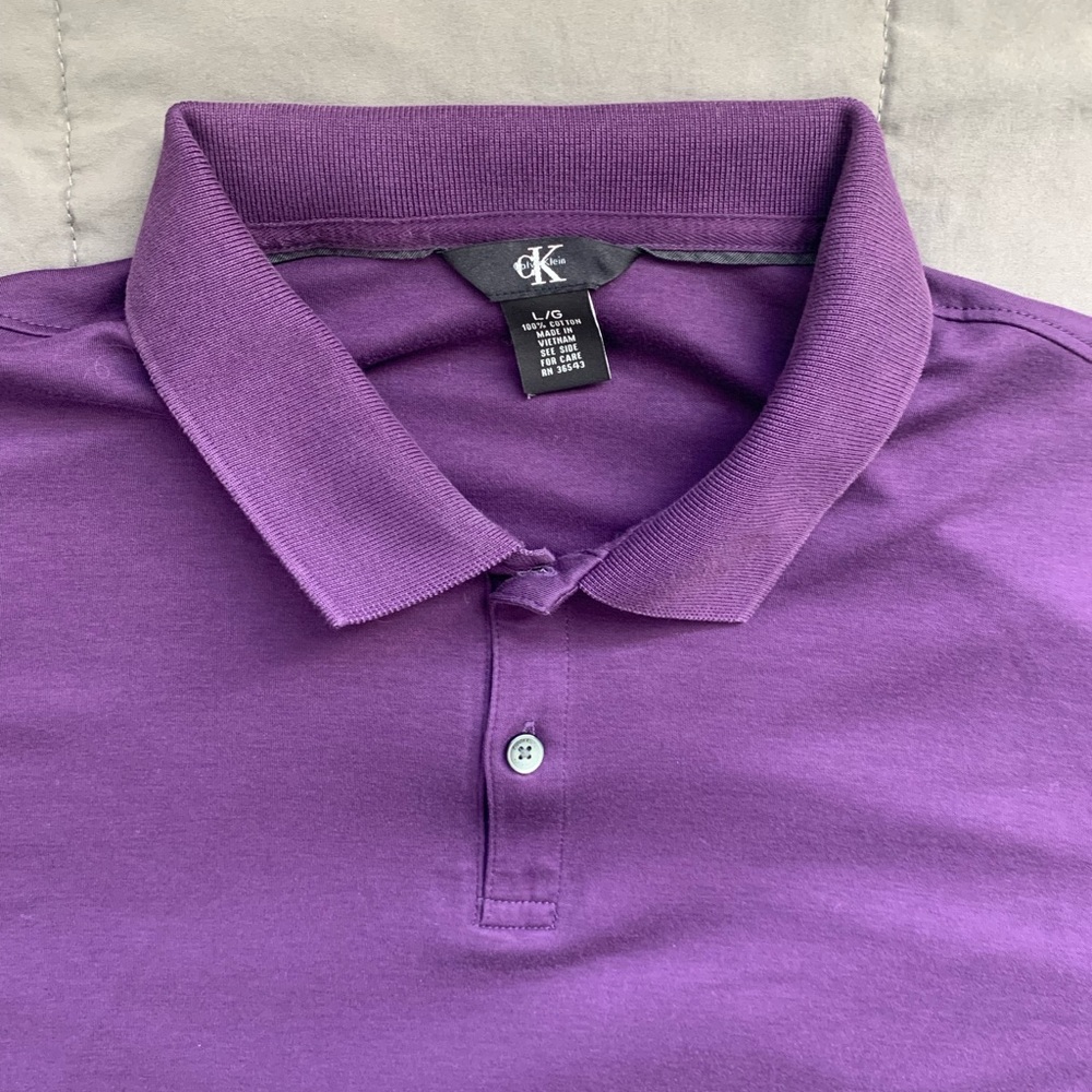 Calvin Klein Collared Button-up Shirt - Picture 3 of 3